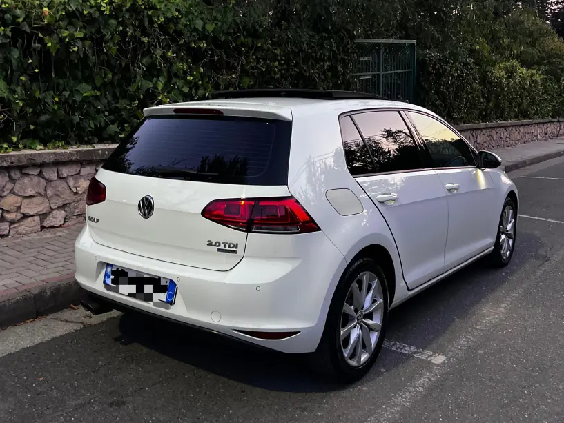 Noleggia un'auto a Tirana Noleggia un'auto a Tirana