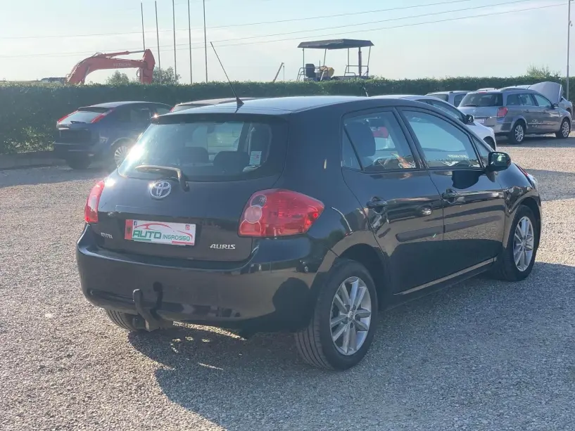 Rent a car in Tirana