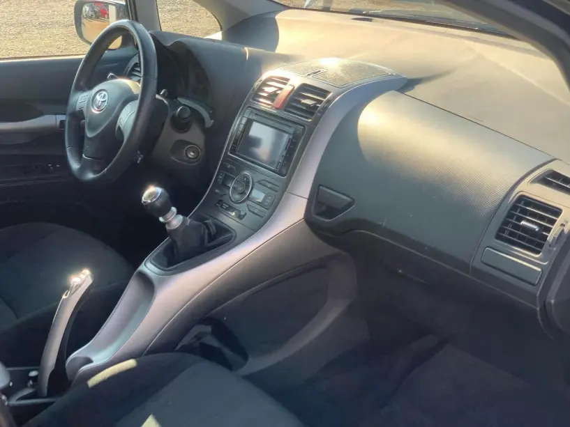 Rent a car in Tirana