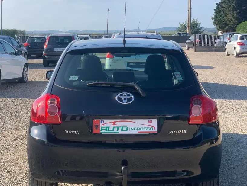 Rent a car in Tirana