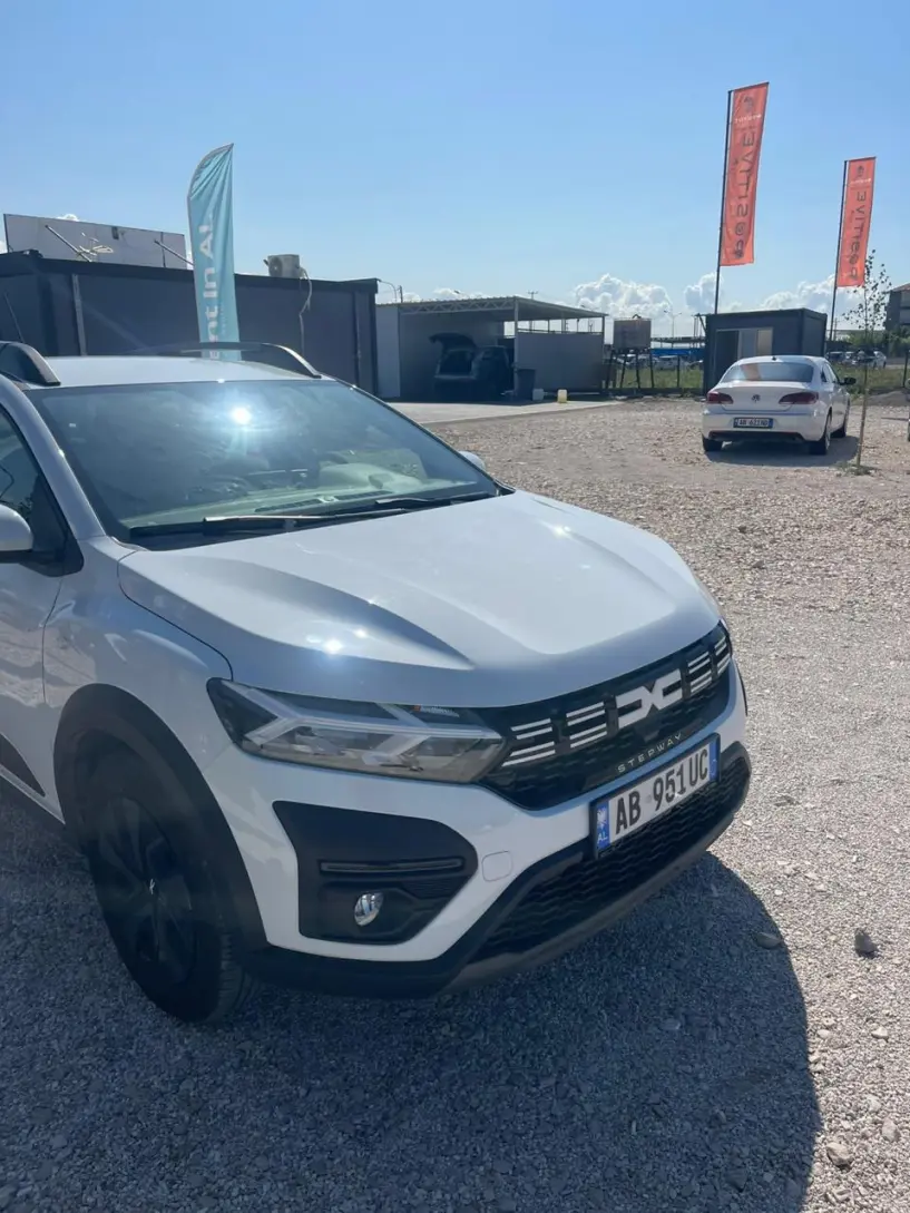 Auto mieten in Tirana