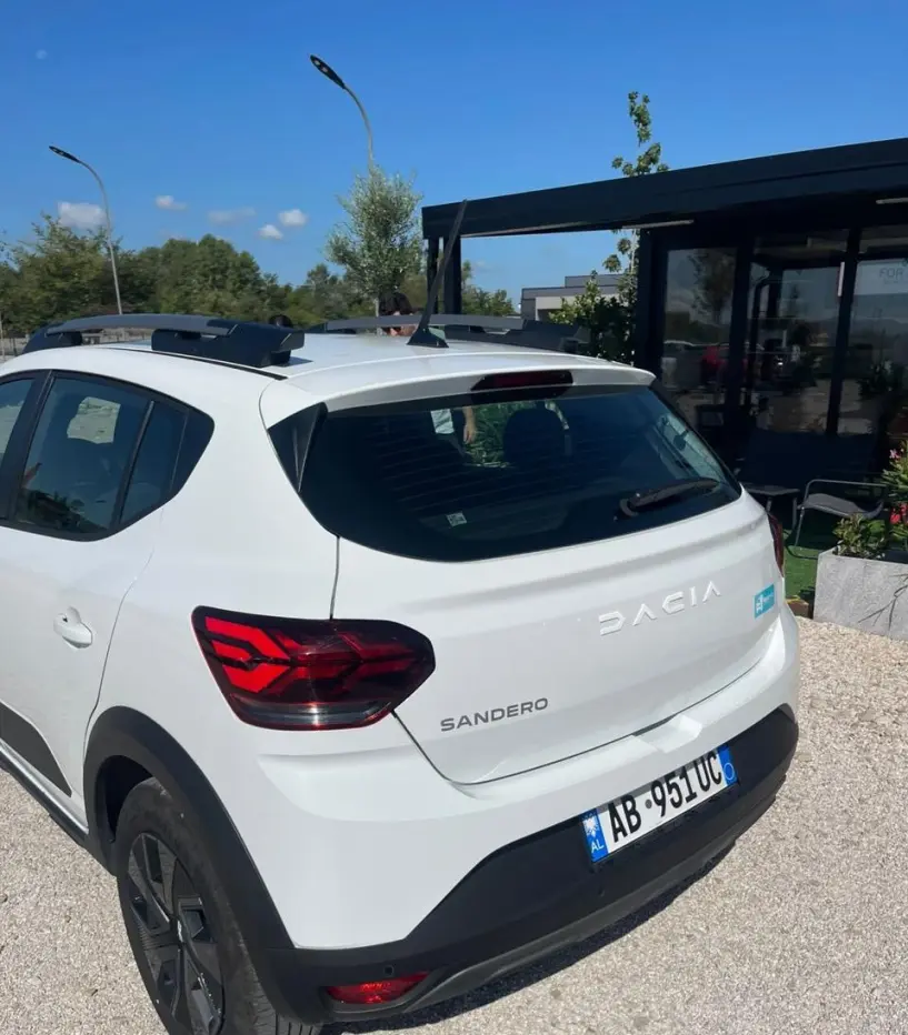 Auto mieten in Tirana