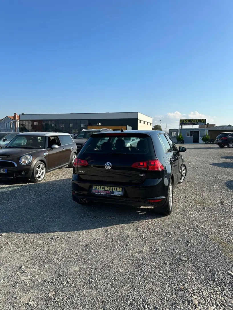 Louer une voiture à Tirana Louer une voiture à Tirana