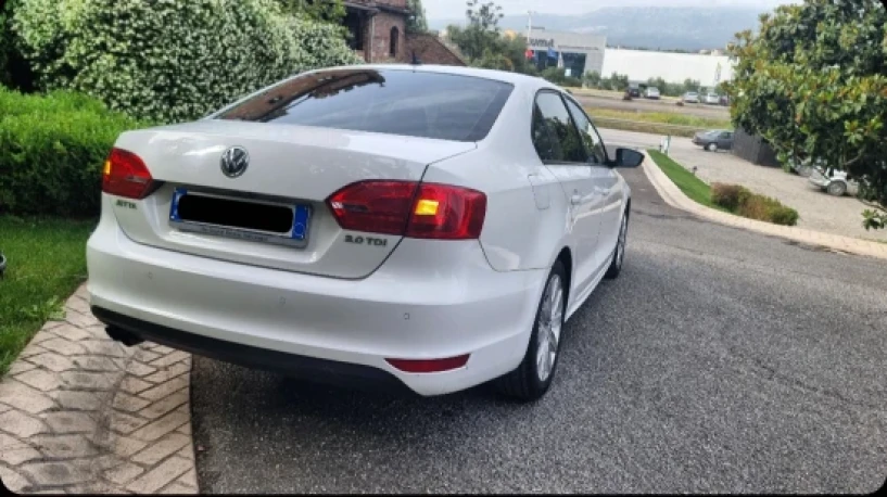 Louer une voiture à Tirana