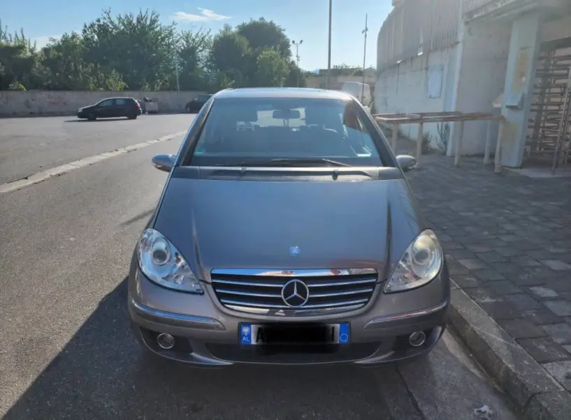 Wynajmij samochód w Shkodër