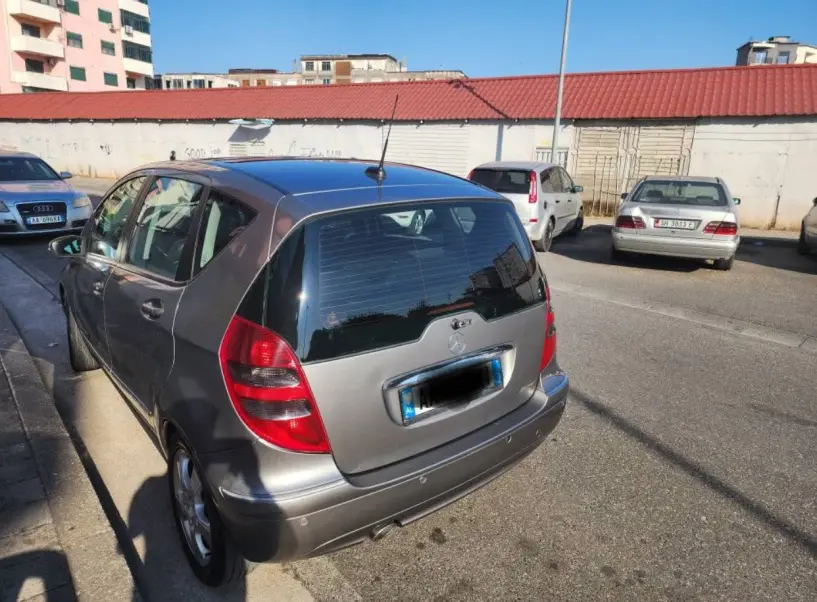 Wynajmij samochód w Shkodër