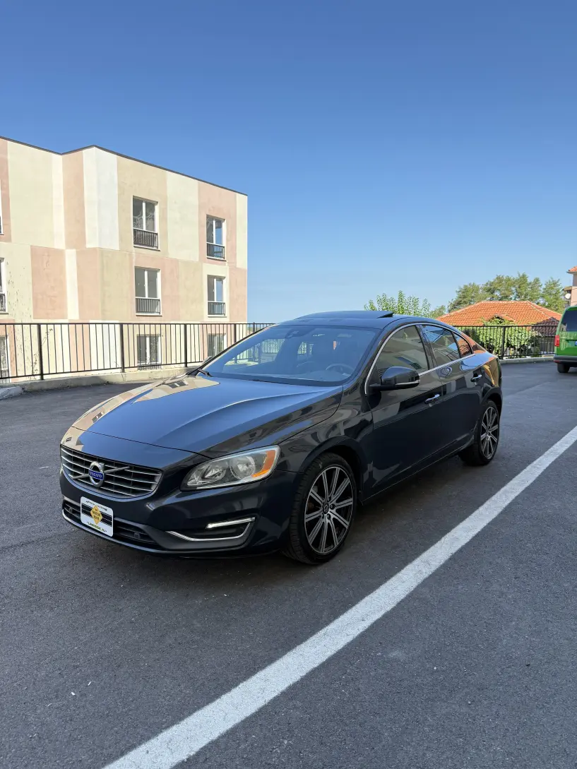 Wynajmij samochód w Tirana