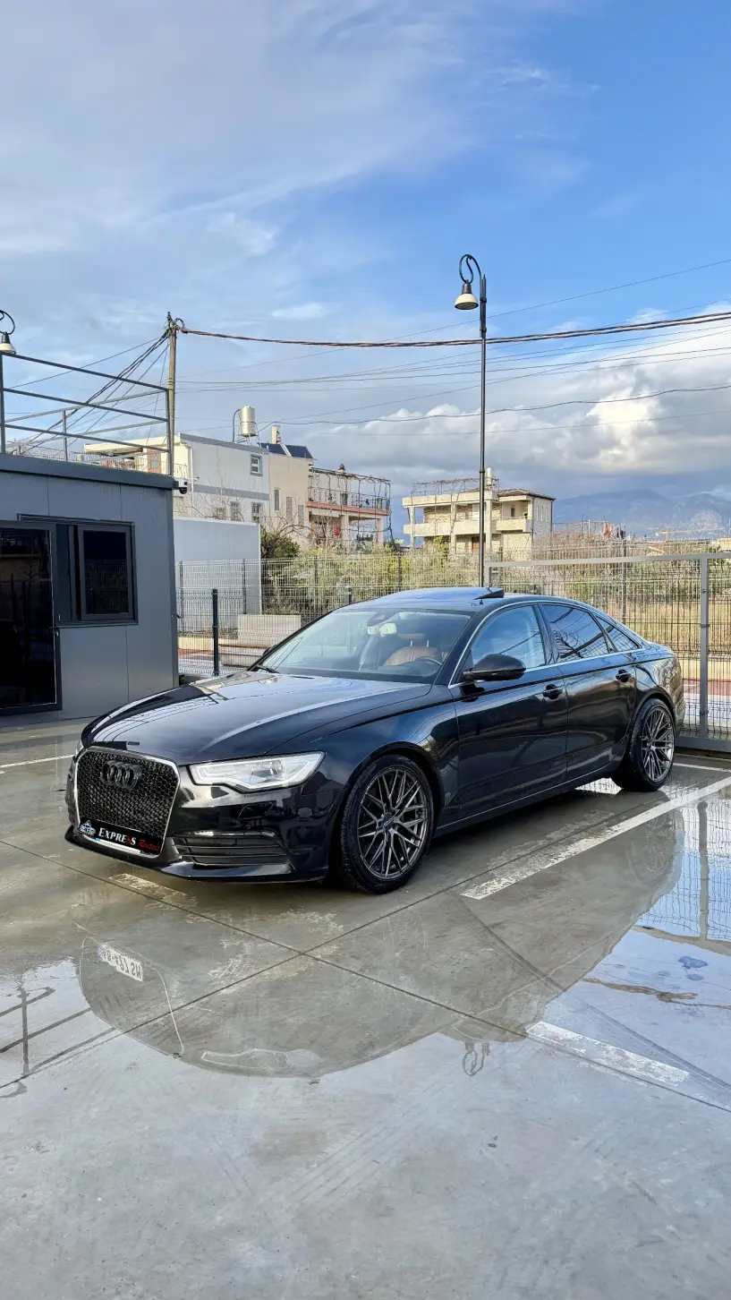 Louer une voiture à Tirana