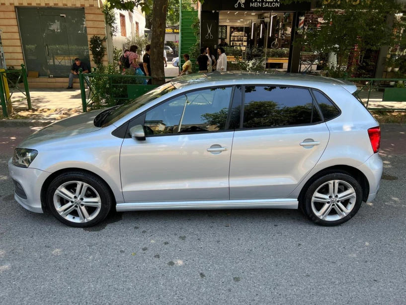 Rent a car in Tirana