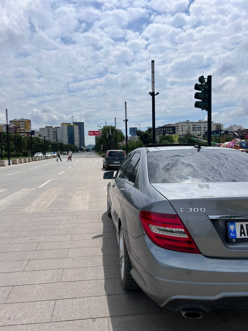 Auto mieten in Tirana