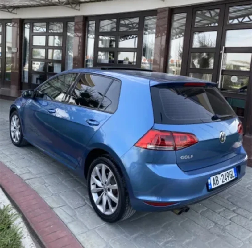 Rent a car in Tirana