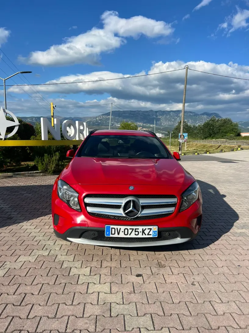 Louer une voiture à Tirana Louer une voiture à Tirana