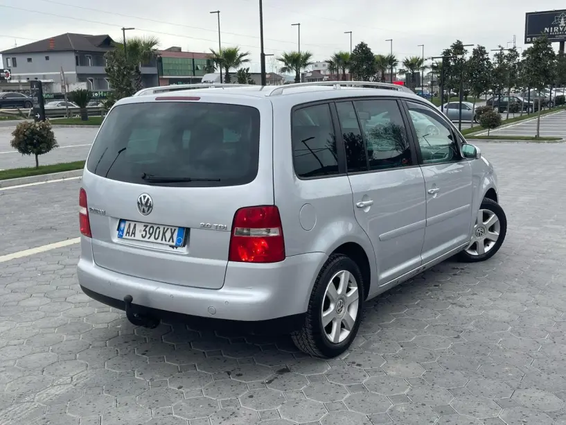 Rent a car in Tirana