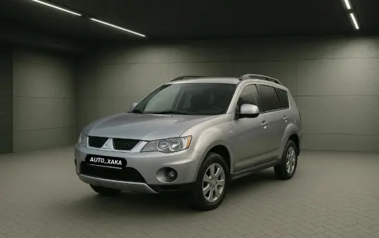 Rent a 2009 Mitsubishi Outlander in Tirana