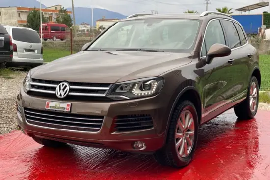 Rent a 2012 Volkswagen Touareg in Tirana