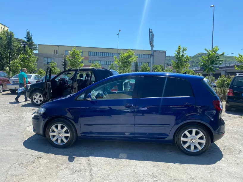 Auto mieten in Tirana