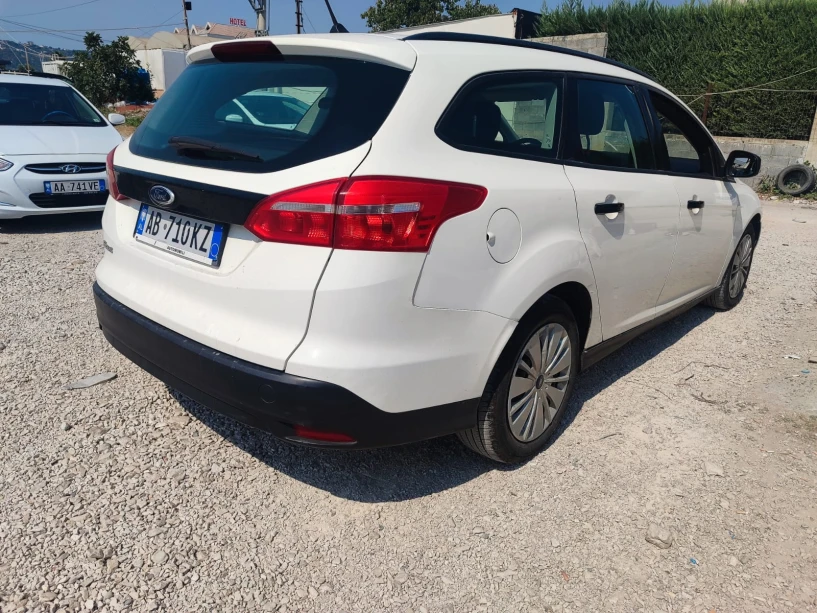 Rent a car in Tirana