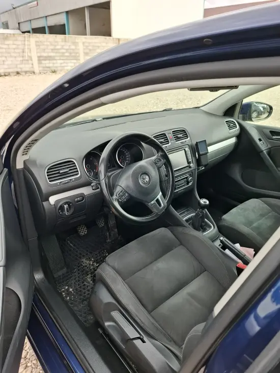 2013 Volkswagen Golf 6 in Tirana mieten