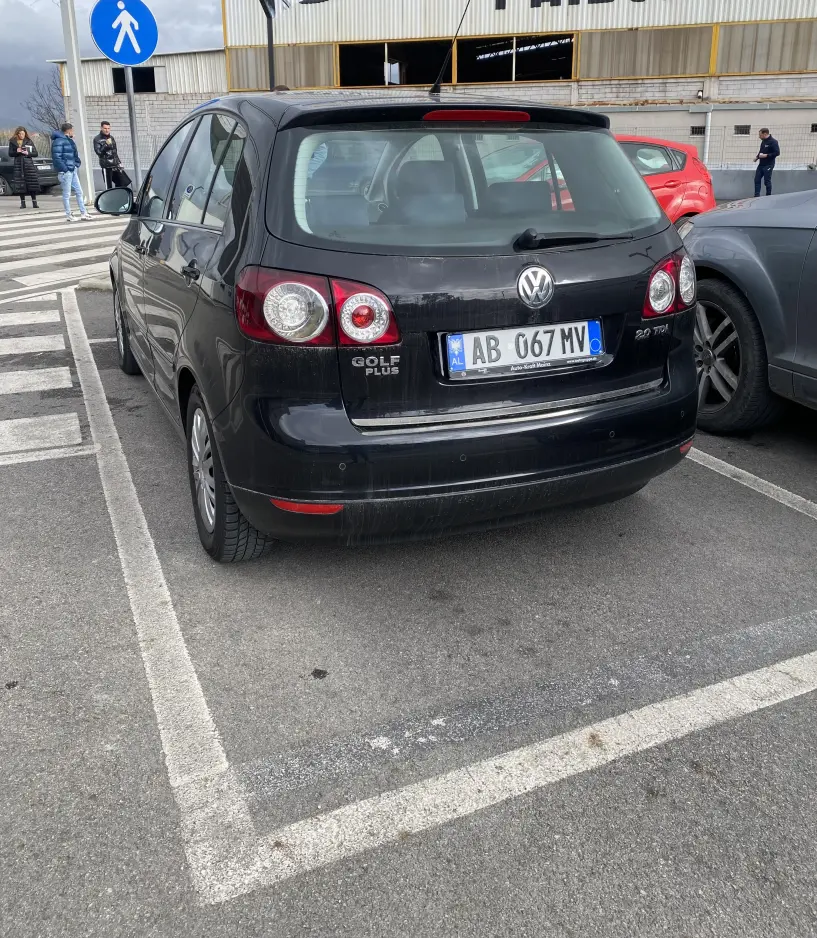 Louer une voiture à Tirana