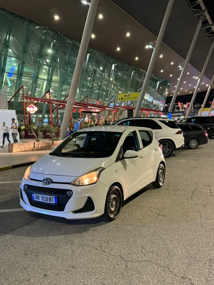 Louer une voiture à Tirana