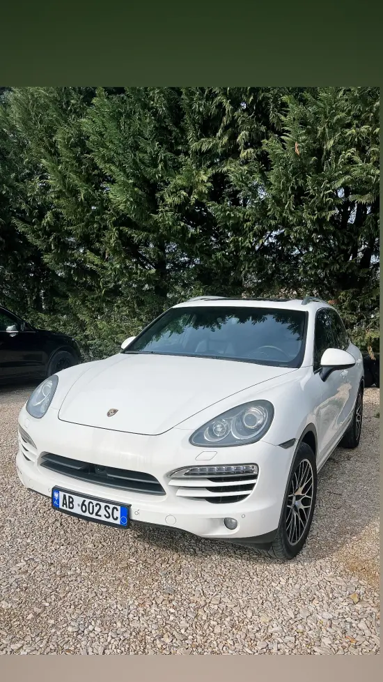 Rent a 2015 Porsche Cayenne in Tirana