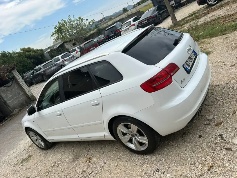 Rent a car in Tirana