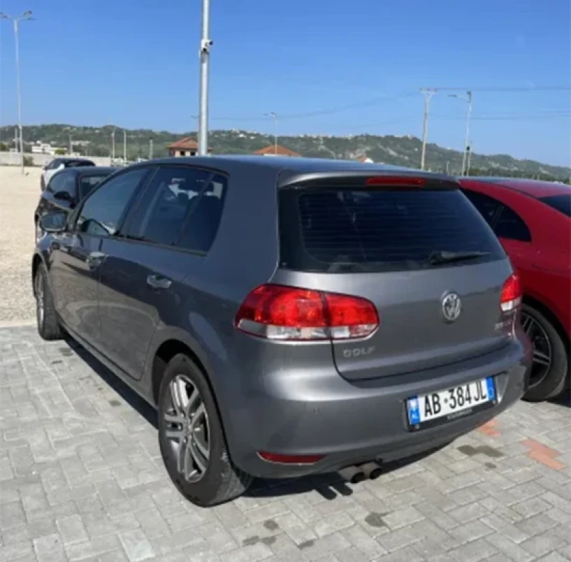 Rent a car in Tirana