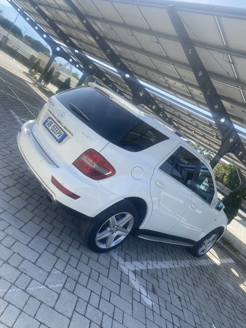 Auto mieten in Tirana