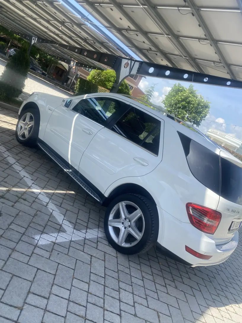 Auto mieten in Tirana