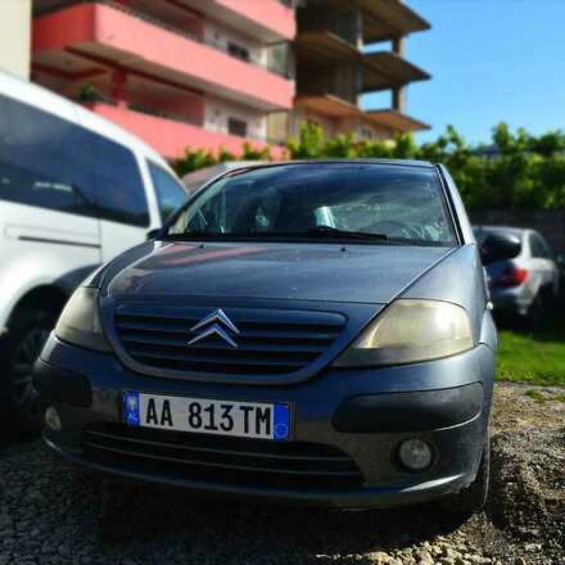 Rent a car in Tirana