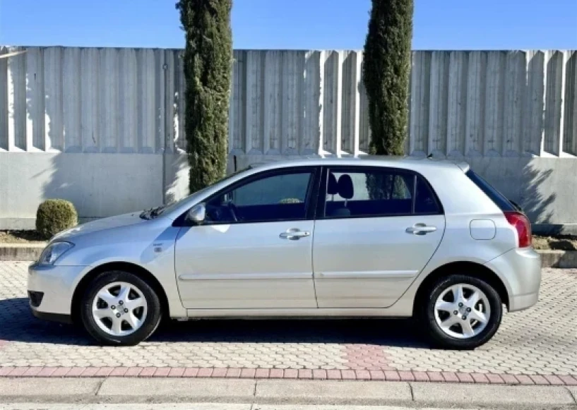 Rent a car in Tirana