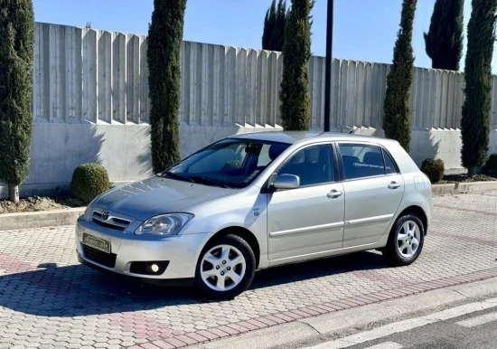 Rent a 2009 Toyota Corolla in Tirana