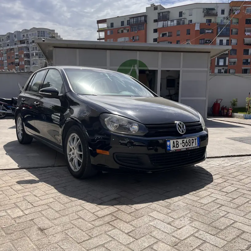 Noleggia un'auto a Tirana Noleggia un'auto a Tirana