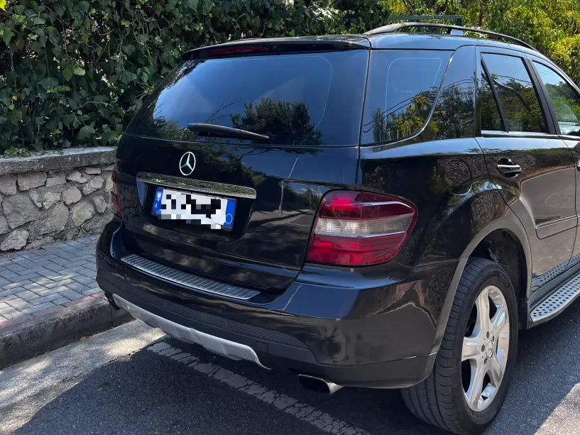 Noleggia un'auto a Tirana Noleggia un'auto a Tirana