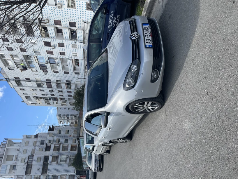 Rent a car in Tirana