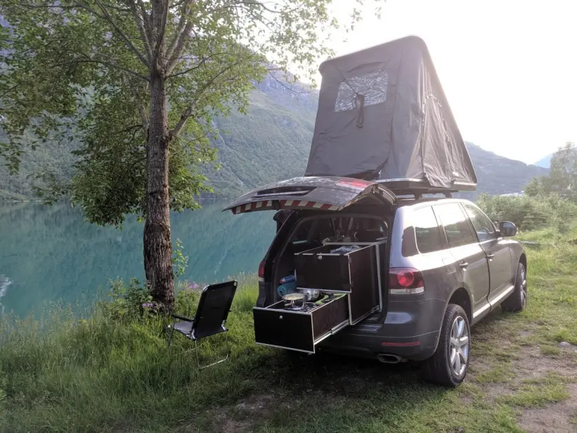 Alquila un coche en Tirana