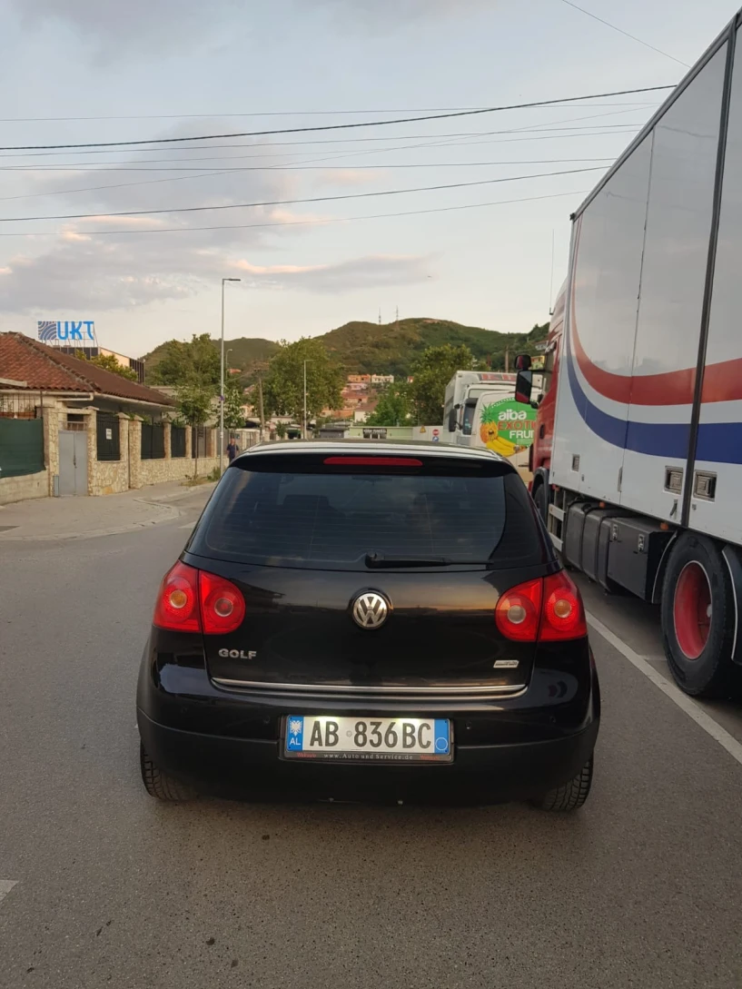 Rent a car in Tirana