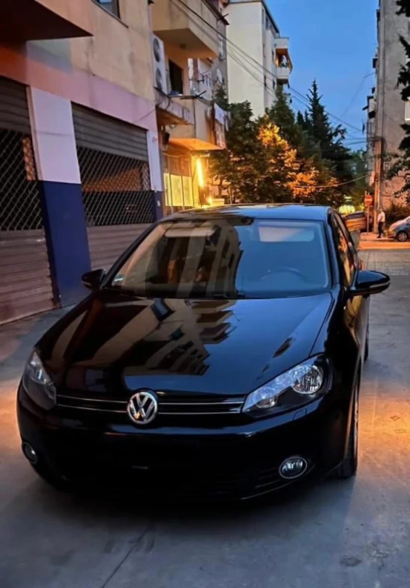 Rent a car in Tirana