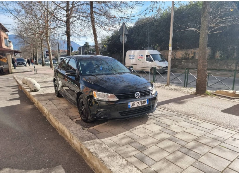 Rent a car in Tirana