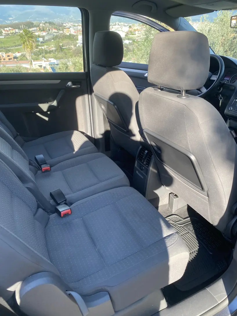 Louer une voiture à Tirana