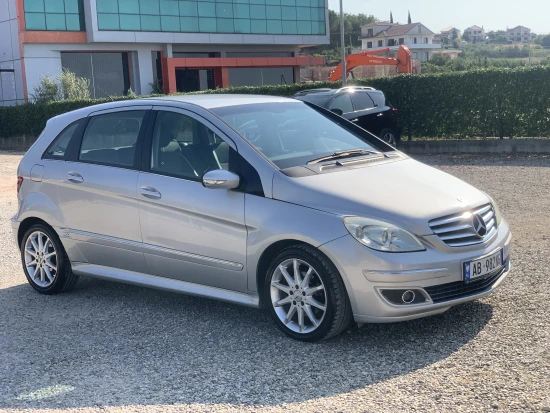 Rent a 2007 Mercedes-Benz B 180 in Tirana