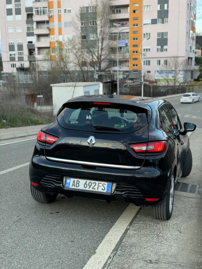 Auto mieten in Sarandë