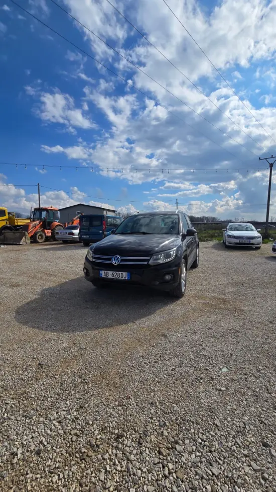 Rent a 2012 Volkswagen Tiguan in Tirana