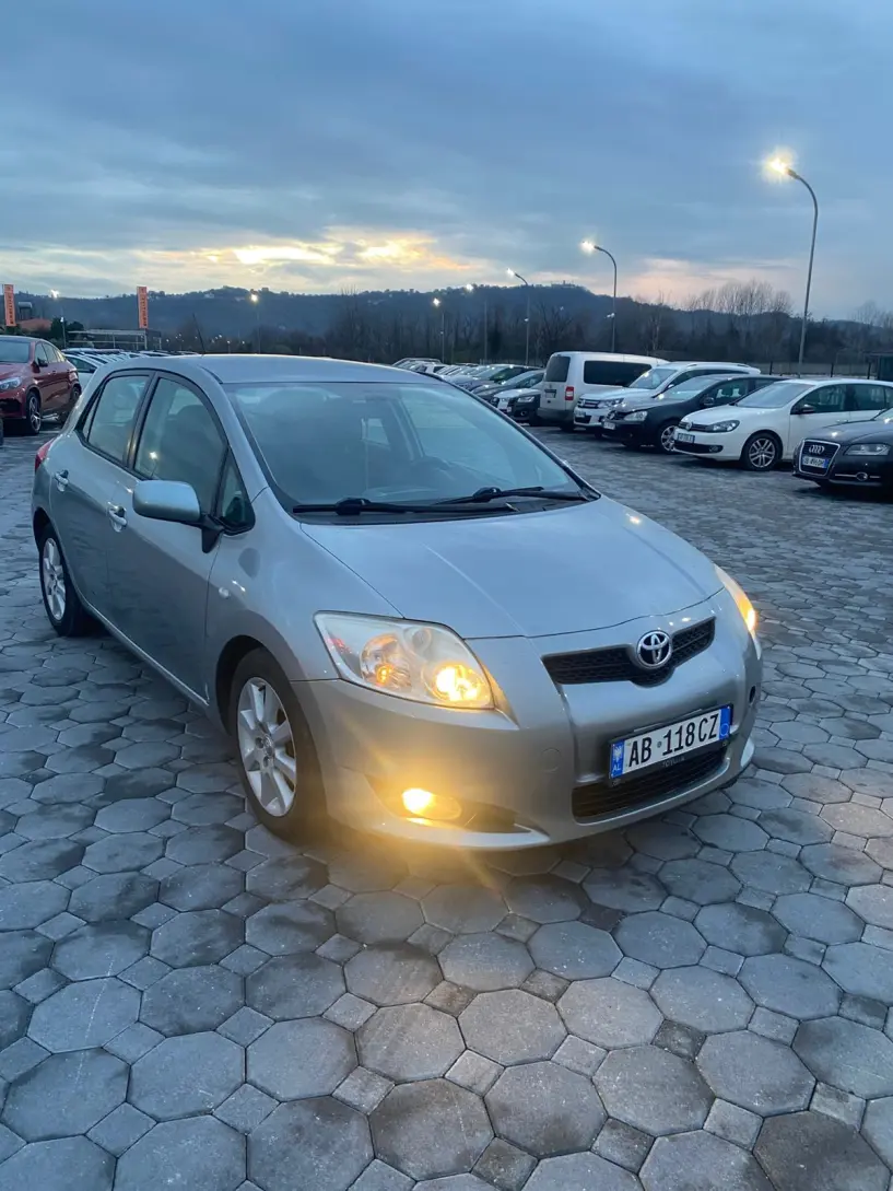 Rent a car in Tirana