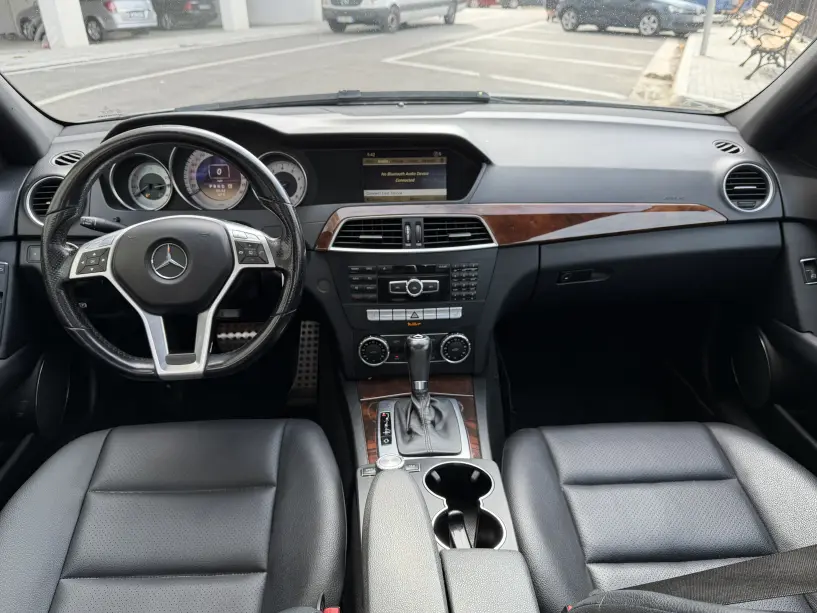 Auto mieten in Tirana