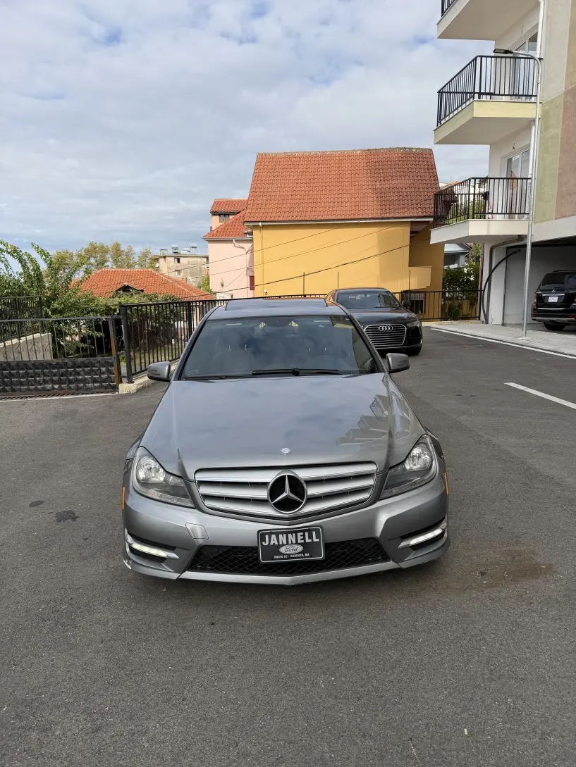 Auto mieten in Tirana