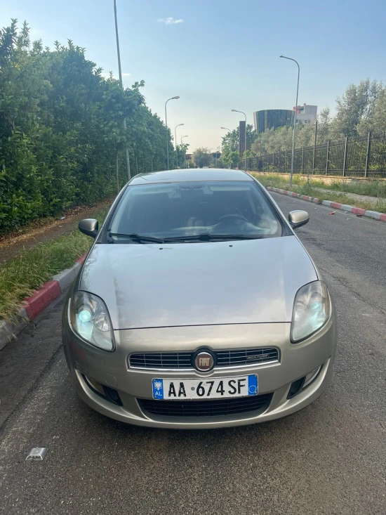 Rent a 2008 Fiat Bravo in Tirana