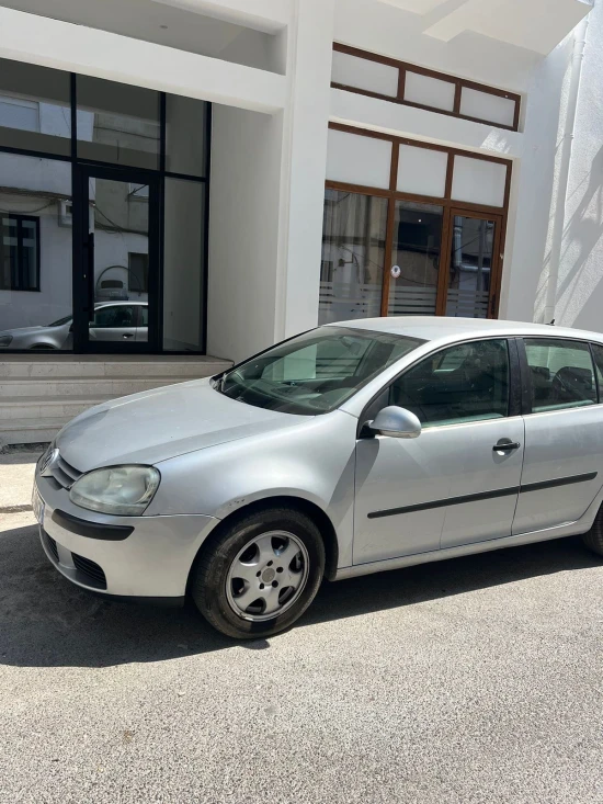 Rent a car in Tirana