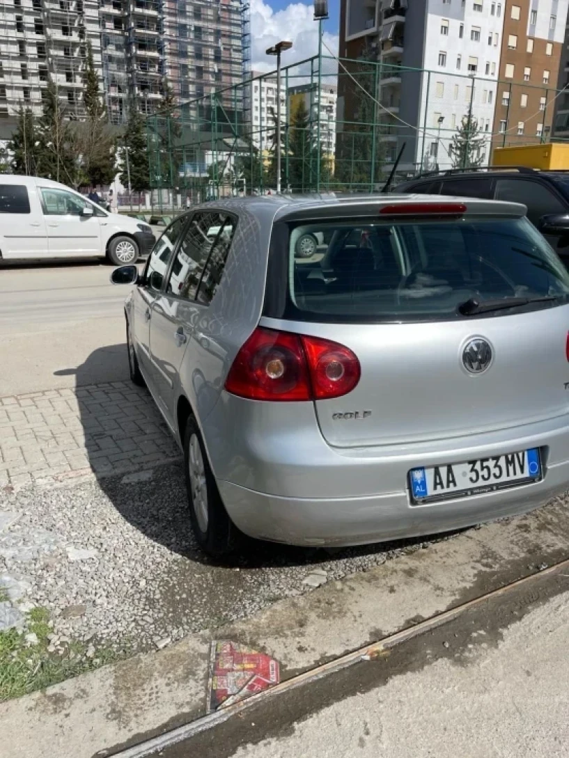 Rent a car in Tirana