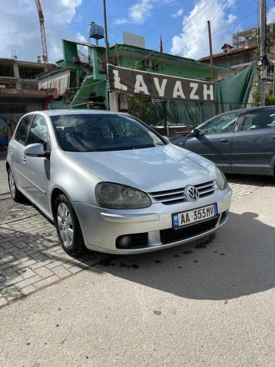 Rent a car in Tirana